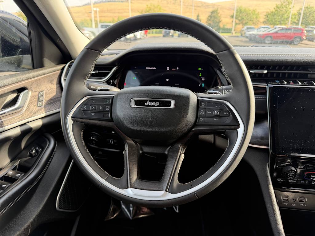 Thumbnail: 2024 Jeep Grand Cherokee - 6