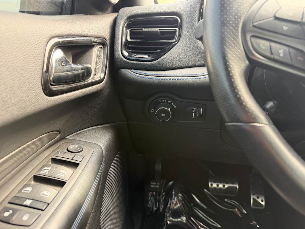 Thumbnail: 2022 Dodge Durango - 23