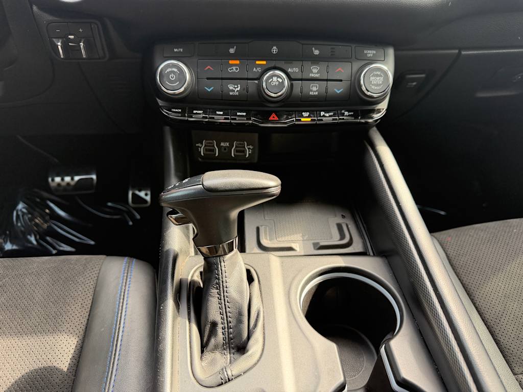 Thumbnail: 2022 Dodge Durango - 12