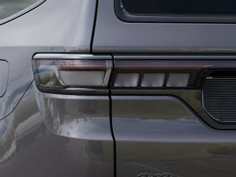 Thumbnail: 2026 Jeep Grand Wagoneer - 10