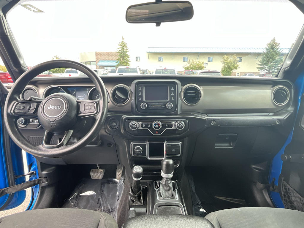 Thumbnail: 2021 Jeep Gladiator - 10