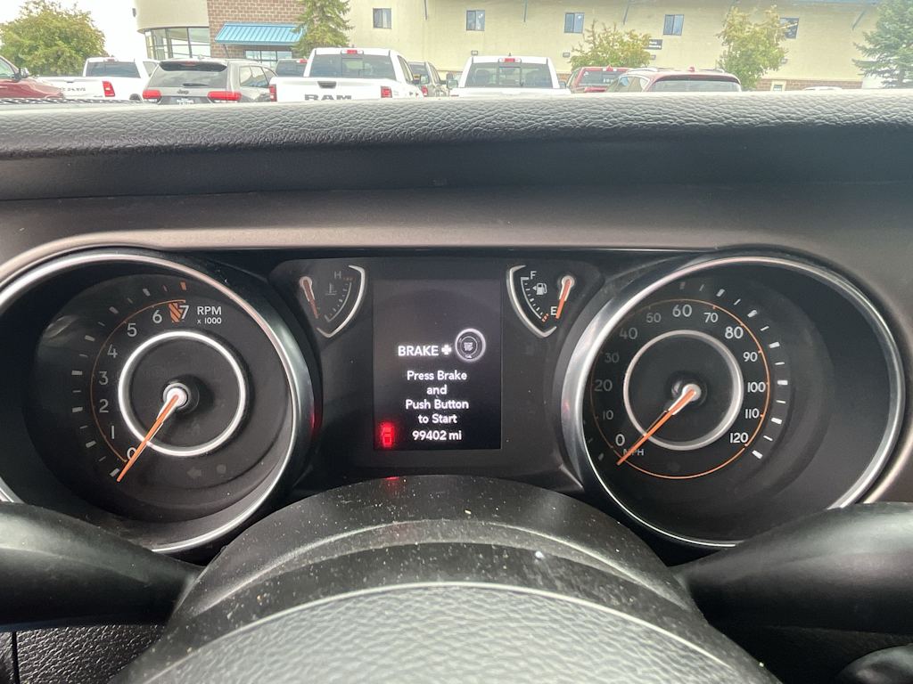 Thumbnail: 2021 Jeep Gladiator - 17