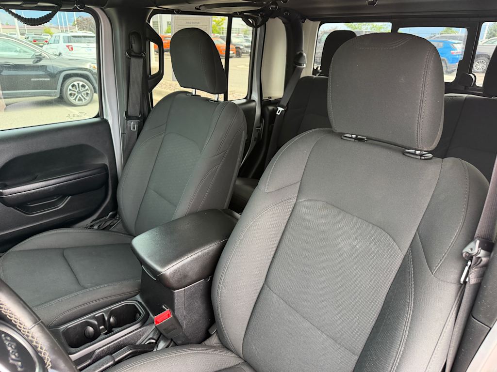 Thumbnail: 2020 Jeep Gladiator - 9