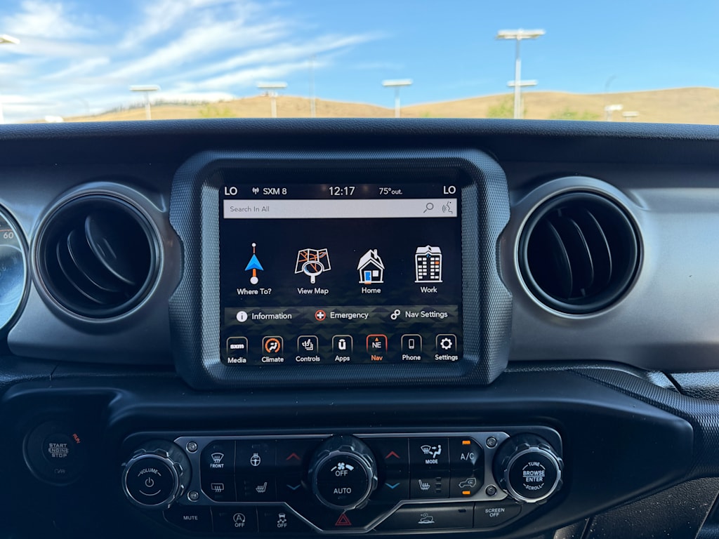 Thumbnail: 2020 Jeep Gladiator - 12