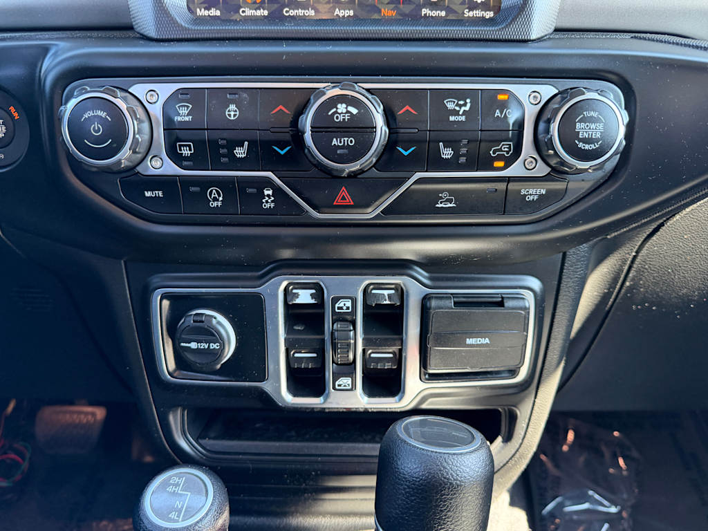 Thumbnail: 2020 Jeep Gladiator - 20