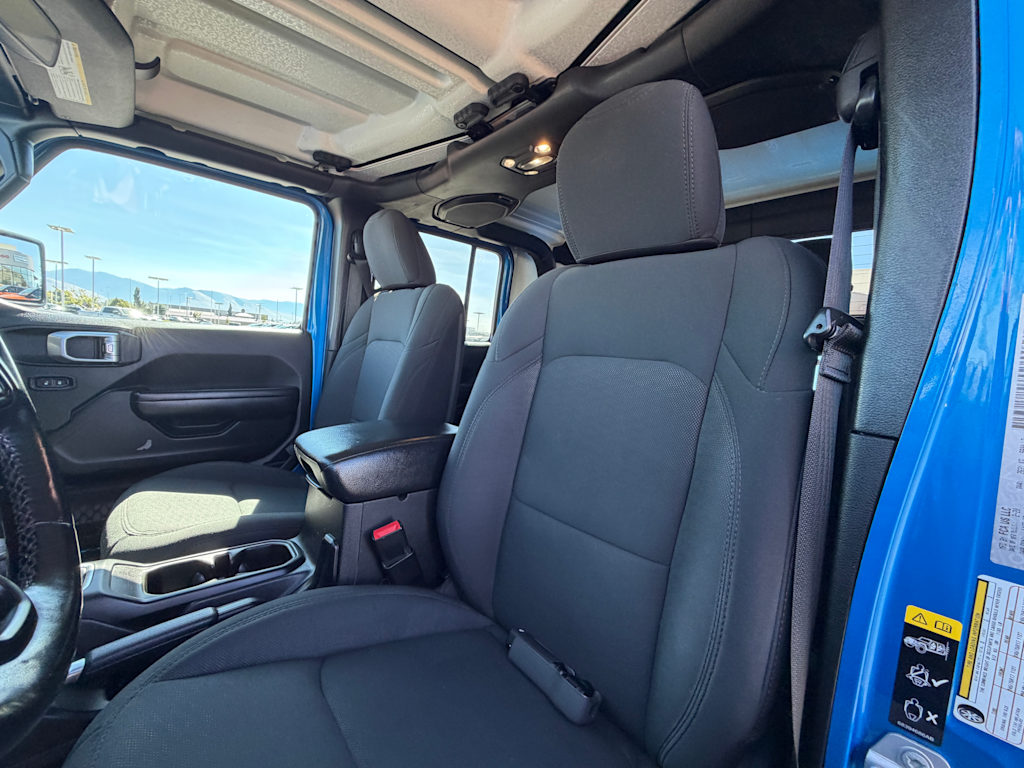 Thumbnail: 2020 Jeep Gladiator - 8