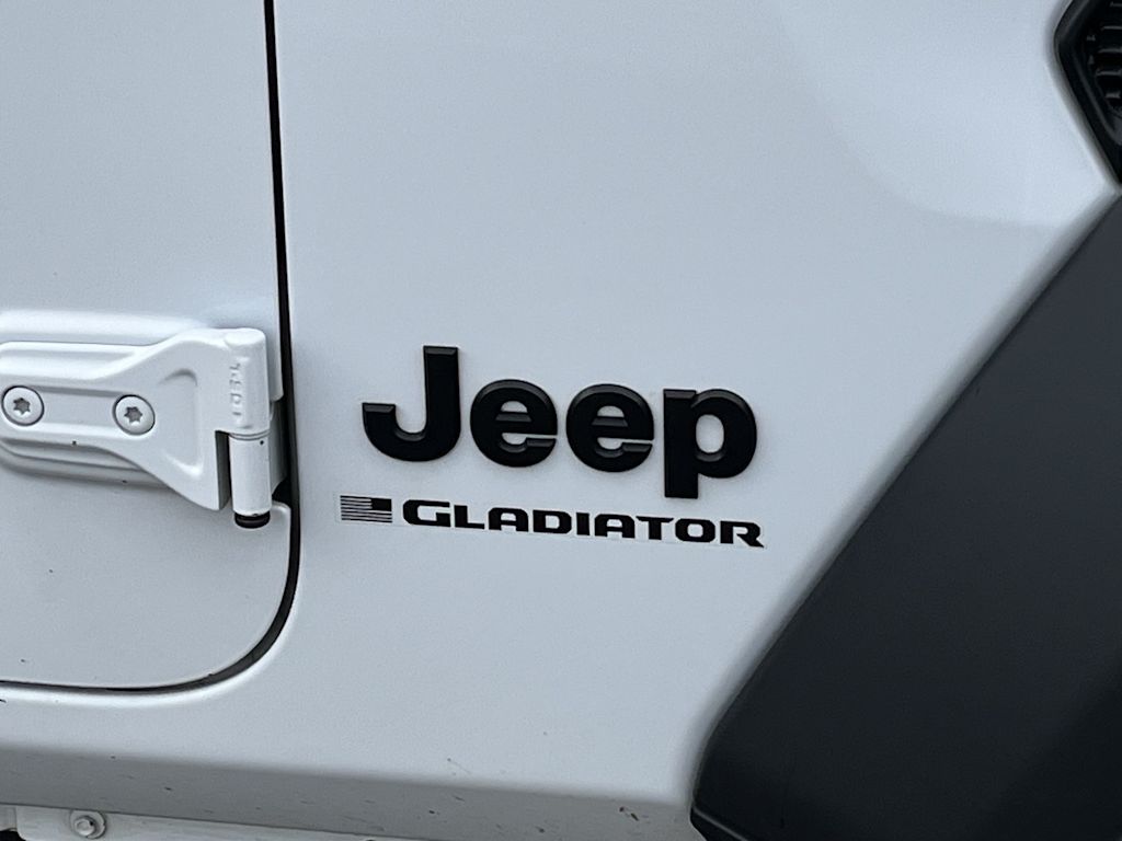 2023 Jeep Gladiator Sport 7