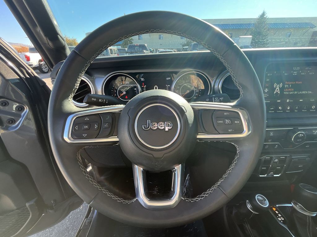 Thumbnail: 2023 Jeep Gladiator - 14