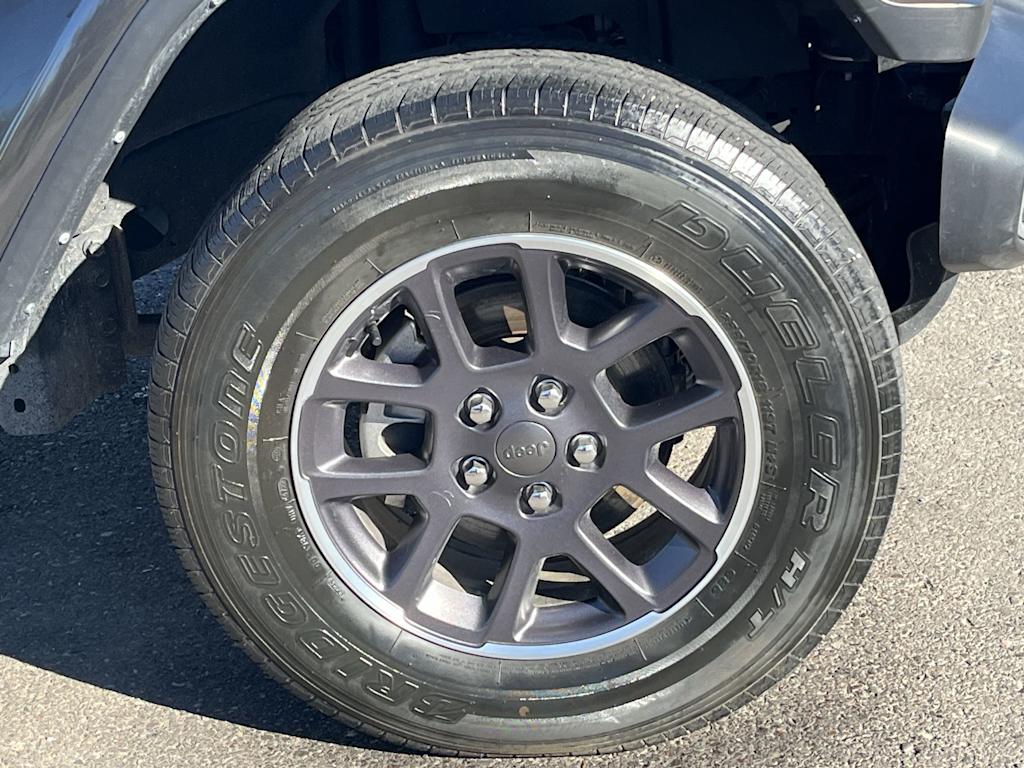 Thumbnail: 2023 Jeep Gladiator - 8