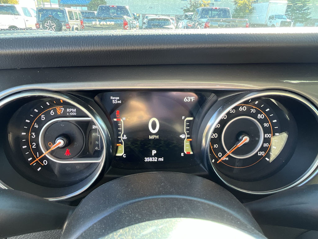 Thumbnail: 2023 Jeep Gladiator - 17