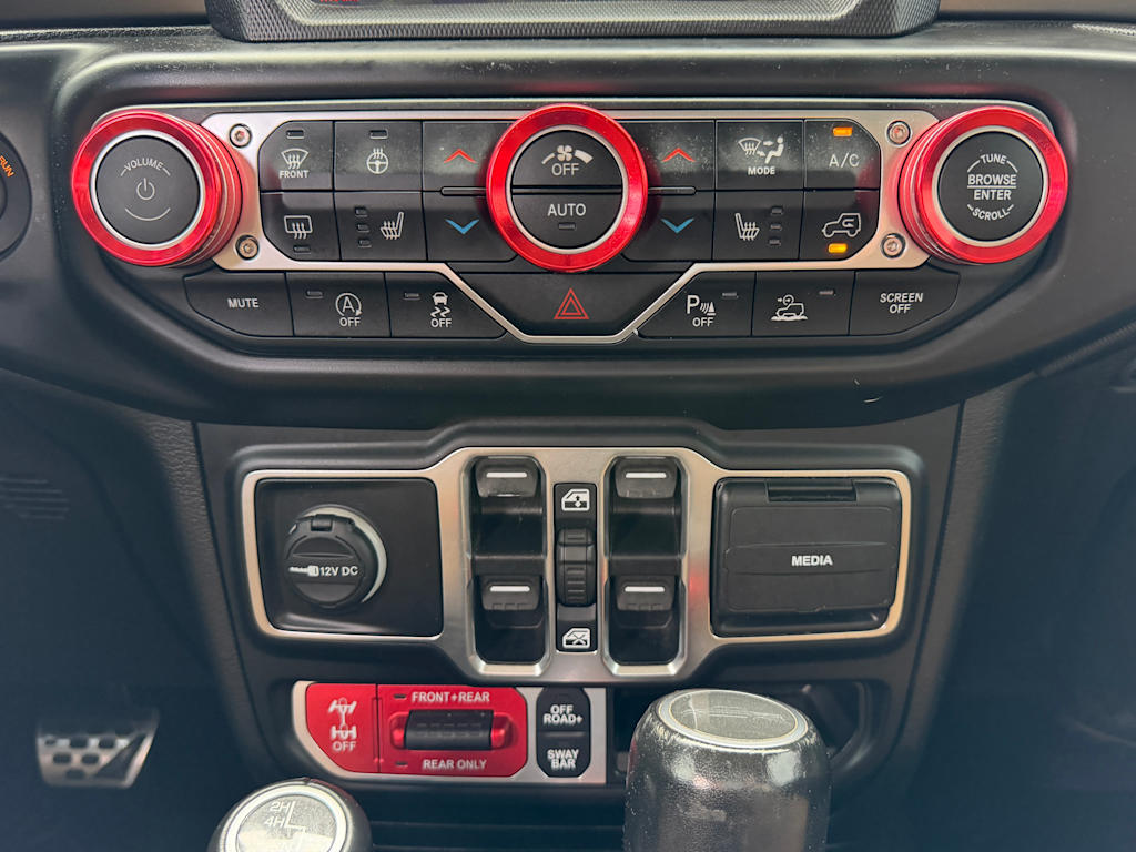 Thumbnail: 2020 Jeep Gladiator - 22