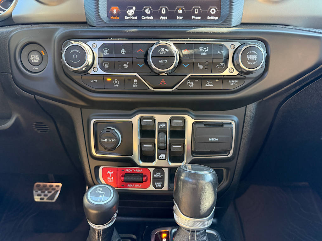 Thumbnail: 2020 Jeep Gladiator - 21