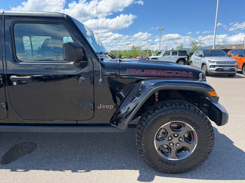 Thumbnail: 2021 Jeep Gladiator - 17