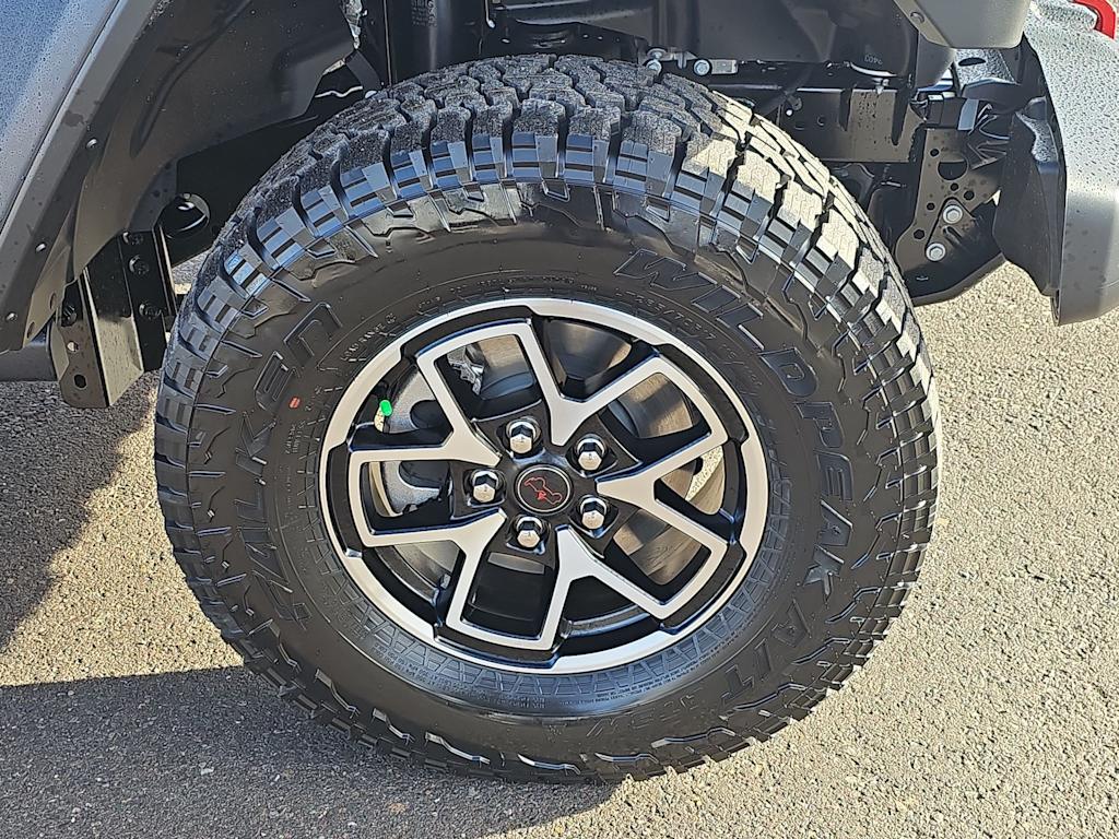 2024 Jeep Gladiator Rubicon 8
