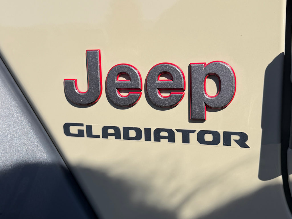 Thumbnail: 2022 Jeep Gladiator - 7