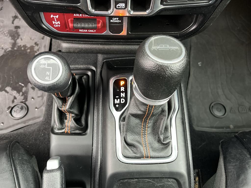 Thumbnail: 2022 Jeep Gladiator - 16