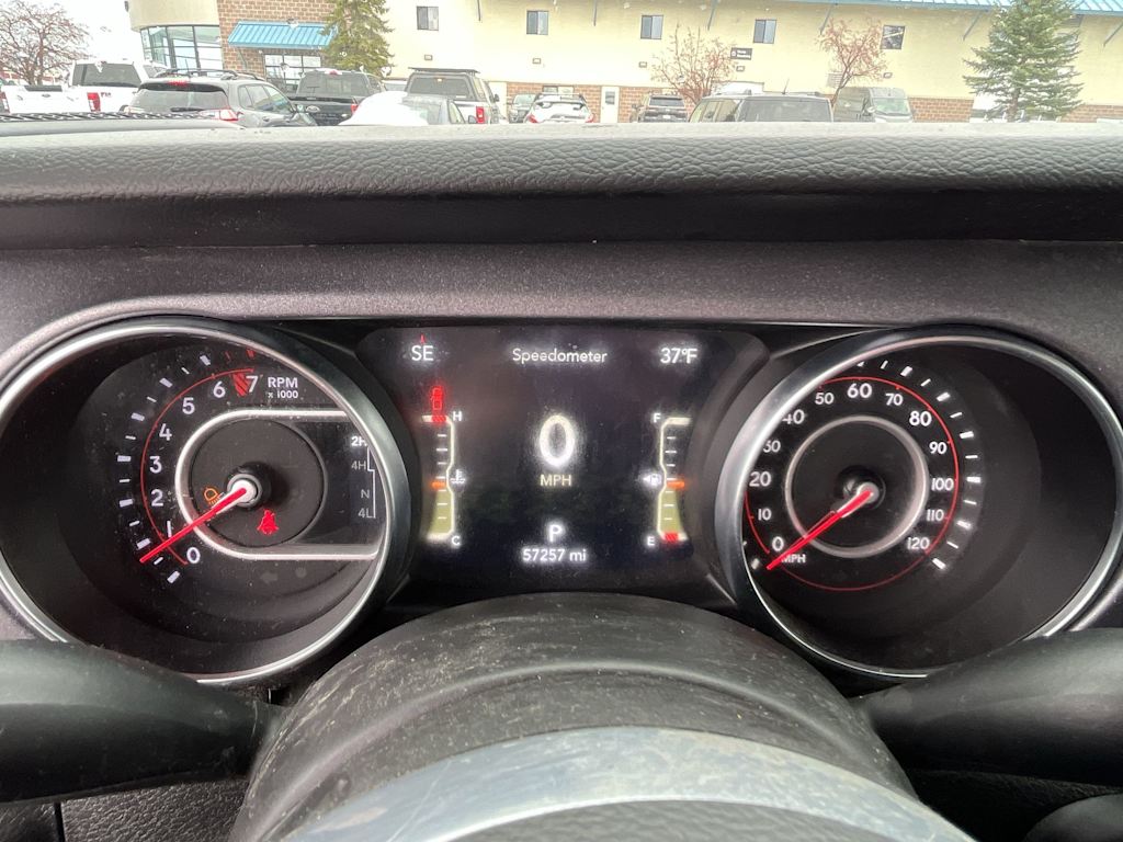 Thumbnail: 2022 Jeep Gladiator - 17