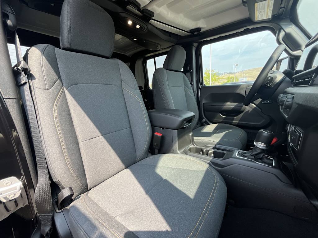 Thumbnail: 2025 Jeep Gladiator - 11