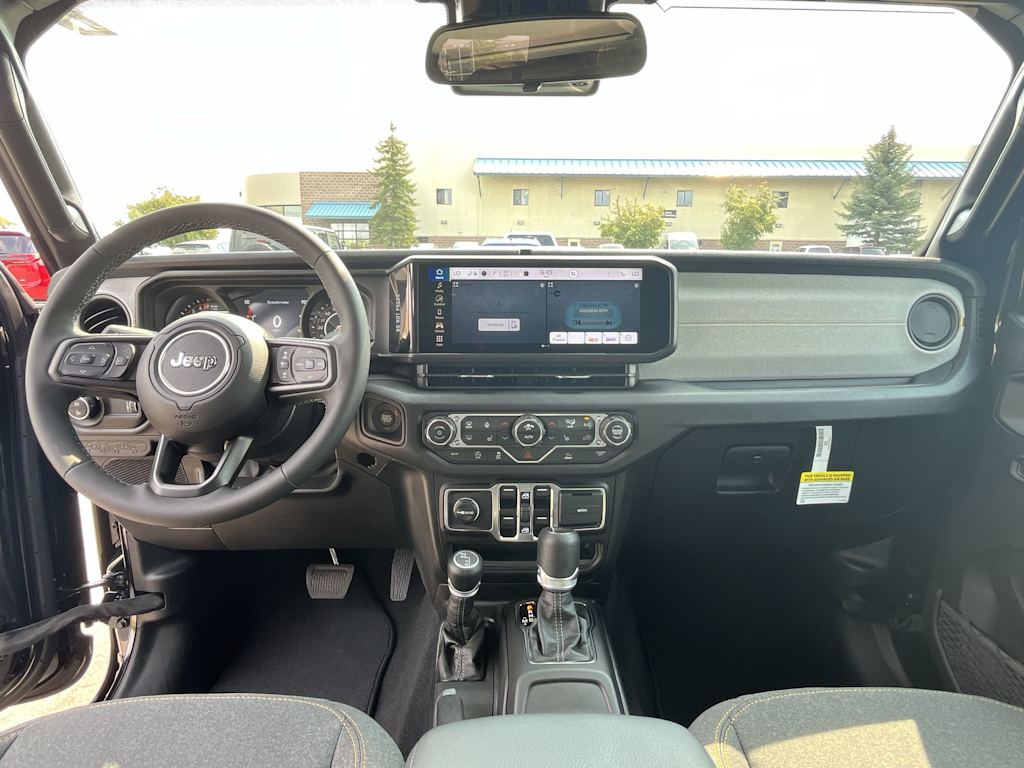 Thumbnail: 2025 Jeep Gladiator - 9