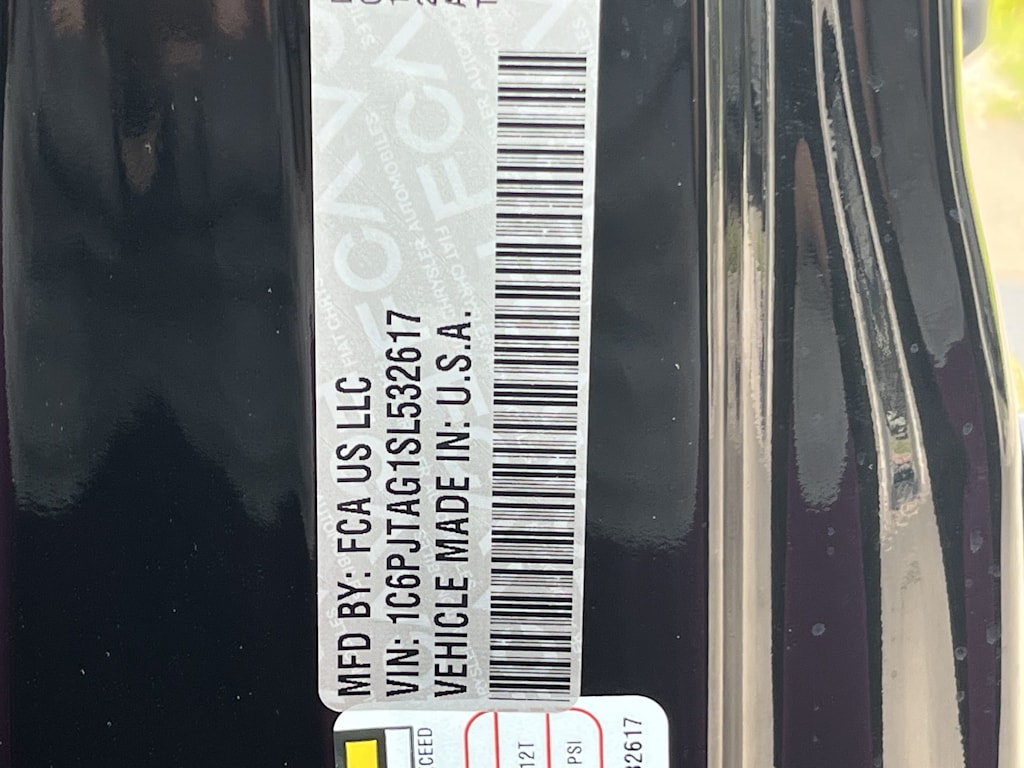 Thumbnail: 2025 Jeep Gladiator - 19