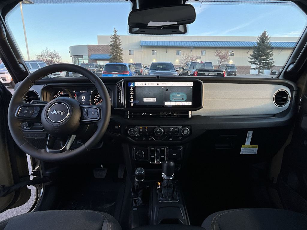 Thumbnail: 2026 Jeep Gladiator - 10