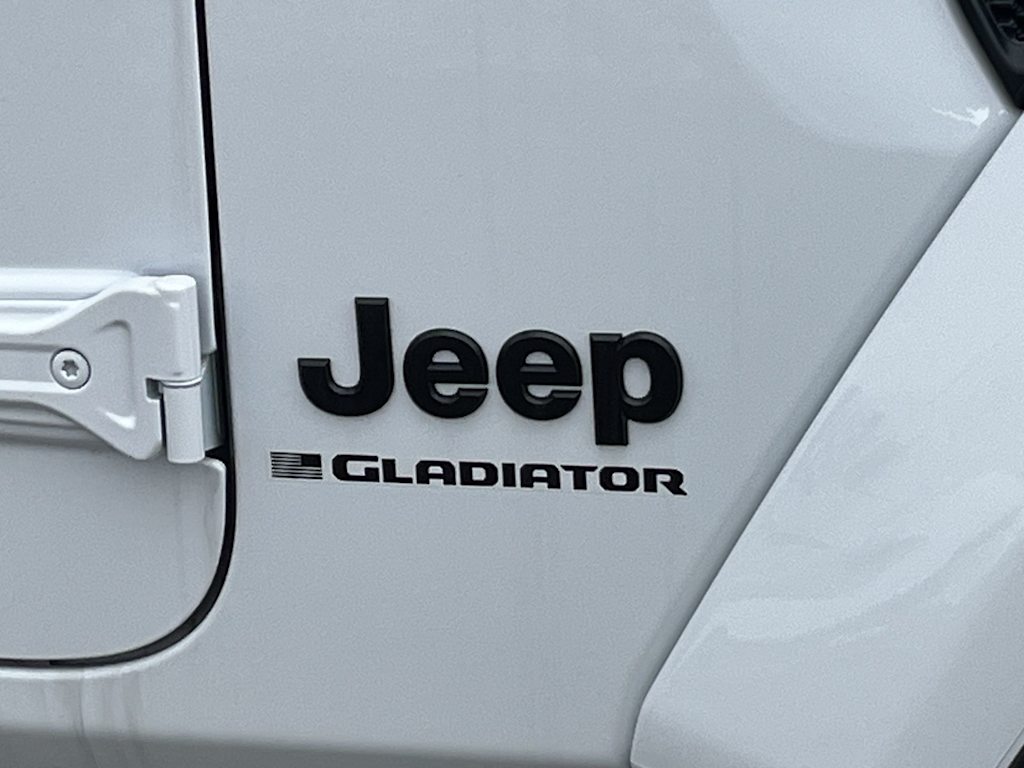 Thumbnail: 2026 Jeep Gladiator - 7