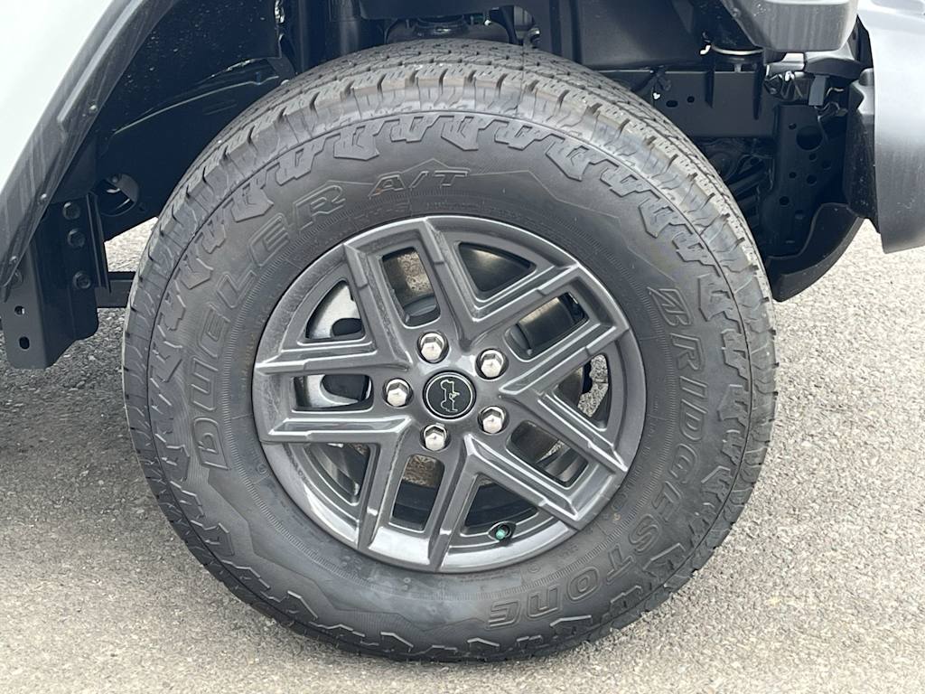 Thumbnail: 2026 Jeep Gladiator - 8