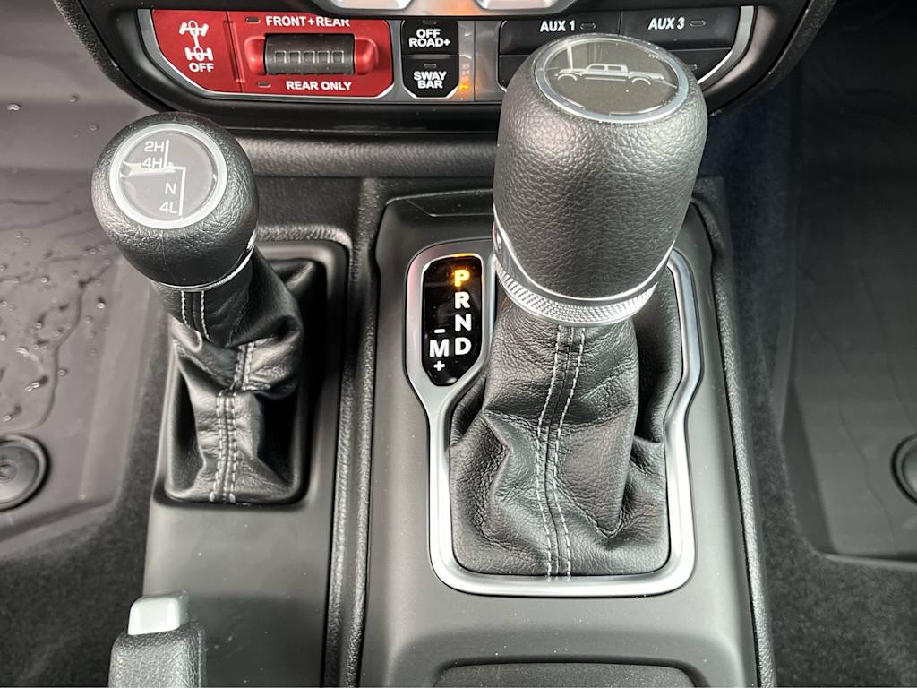 Thumbnail: 2026 Jeep Gladiator - 16