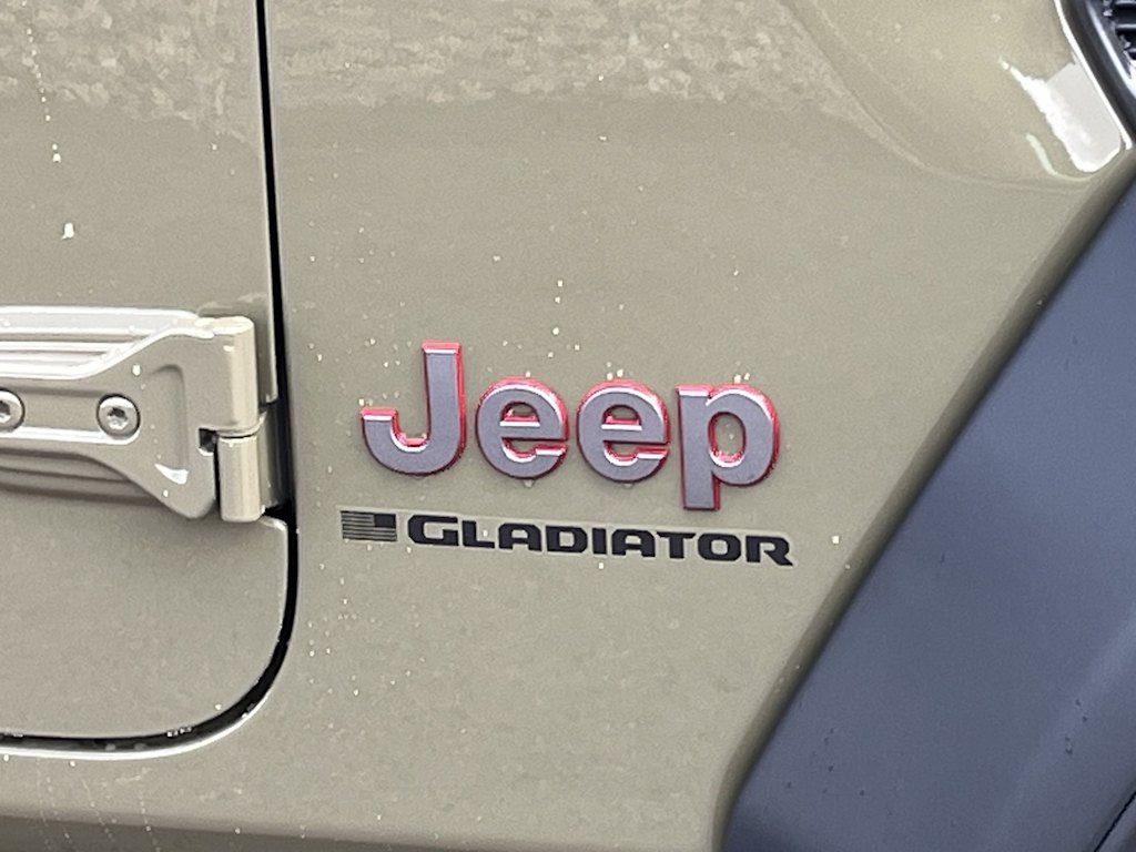 Thumbnail: 2026 Jeep Gladiator - 7
