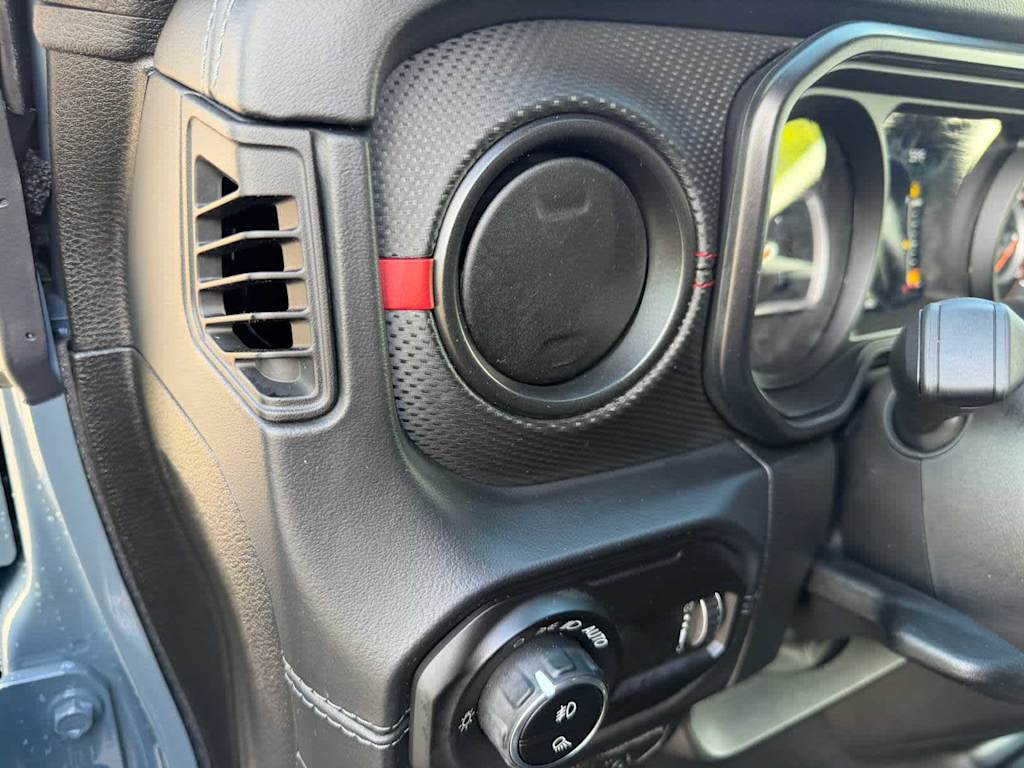Thumbnail: 2026 Jeep Gladiator - 9