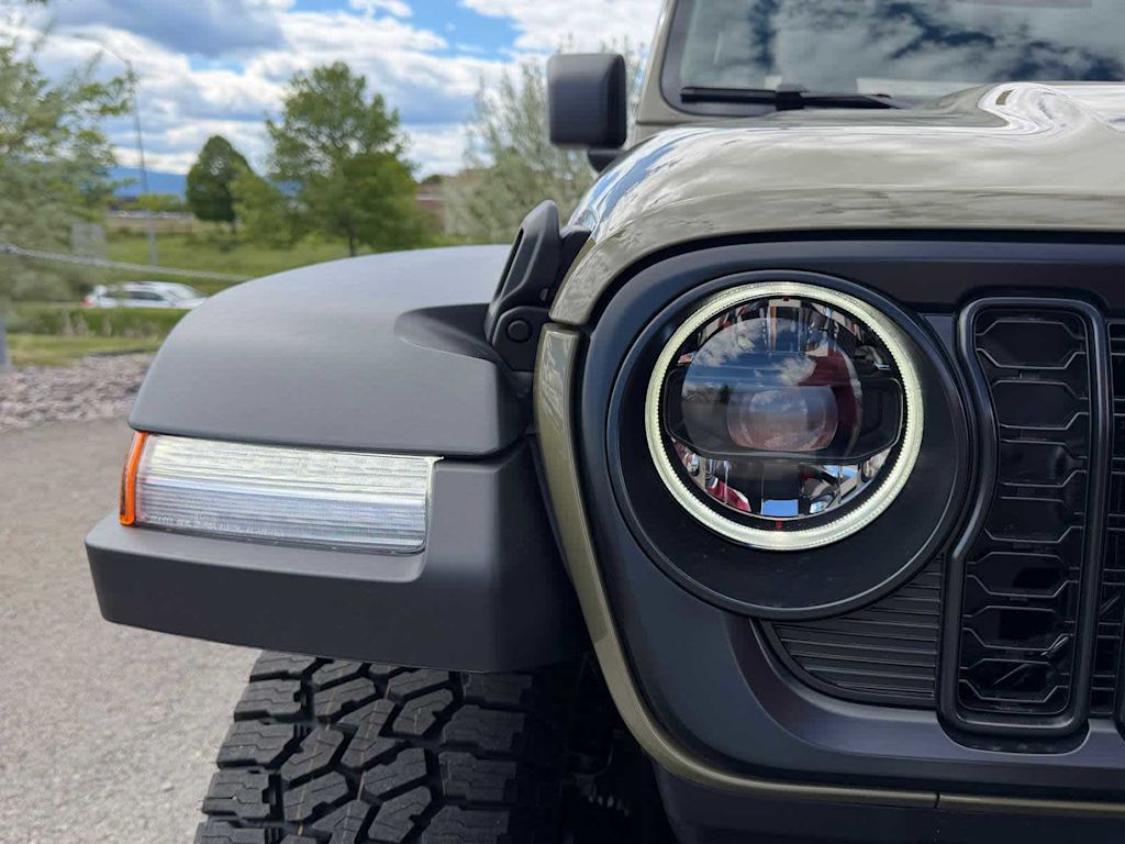 Thumbnail: 2026 Jeep Gladiator - 20