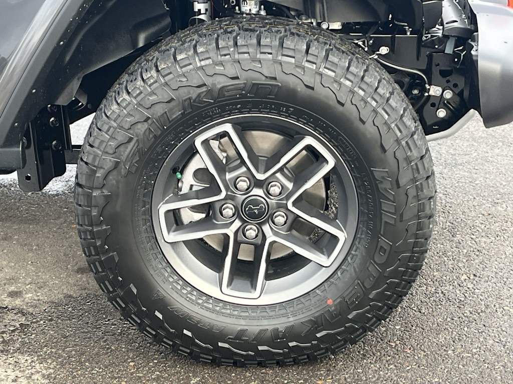 Thumbnail: 2026 Jeep Gladiator - 8