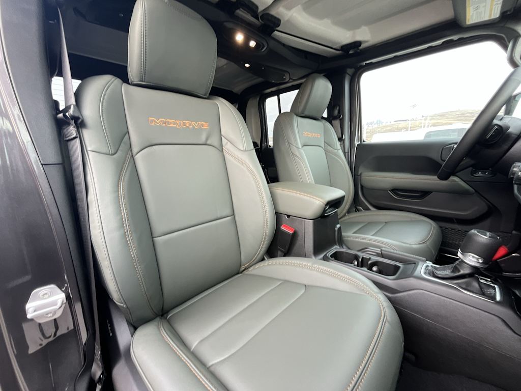 Thumbnail: 2026 Jeep Gladiator - 12