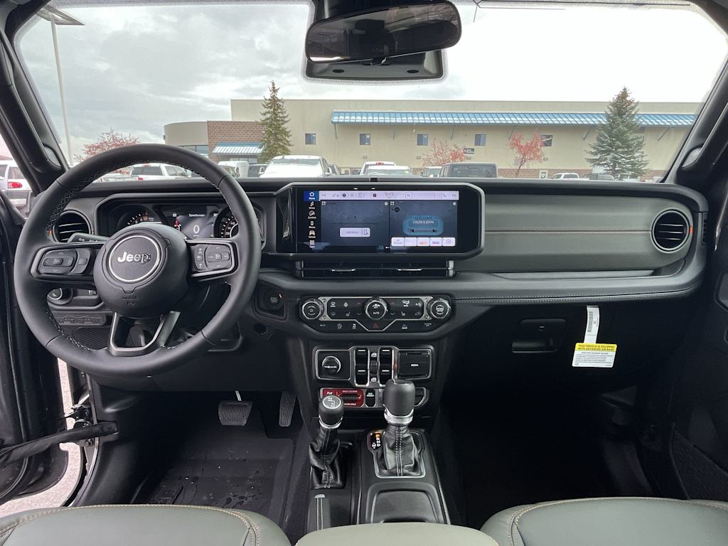 Thumbnail: 2026 Jeep Gladiator - 10
