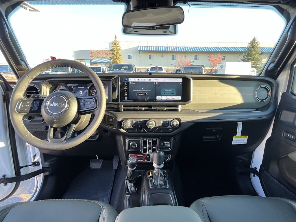 Thumbnail: 2026 Jeep Gladiator - 10