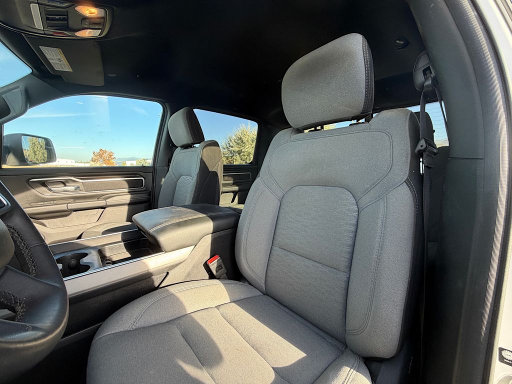 Thumbnail: 2025 RAM 1500 - 6