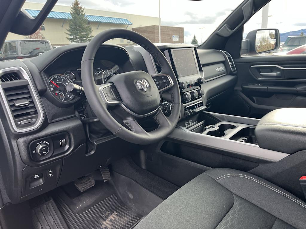 Thumbnail: 2025 RAM 1500 - 2