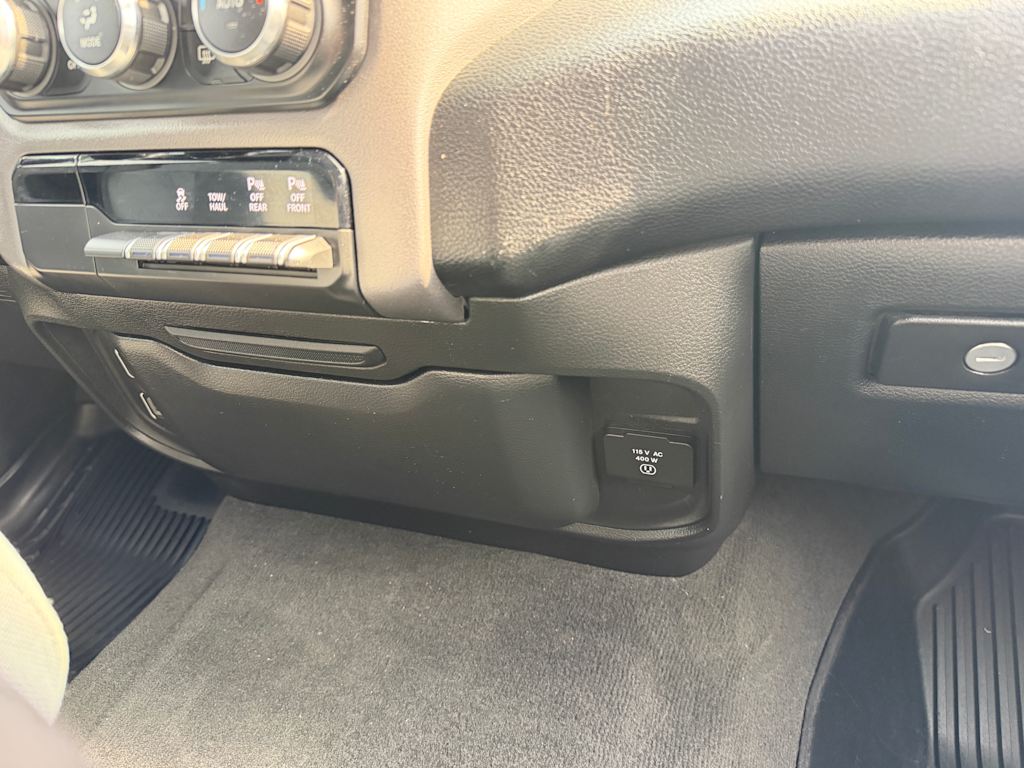 Thumbnail: 2021 RAM 1500 - 25