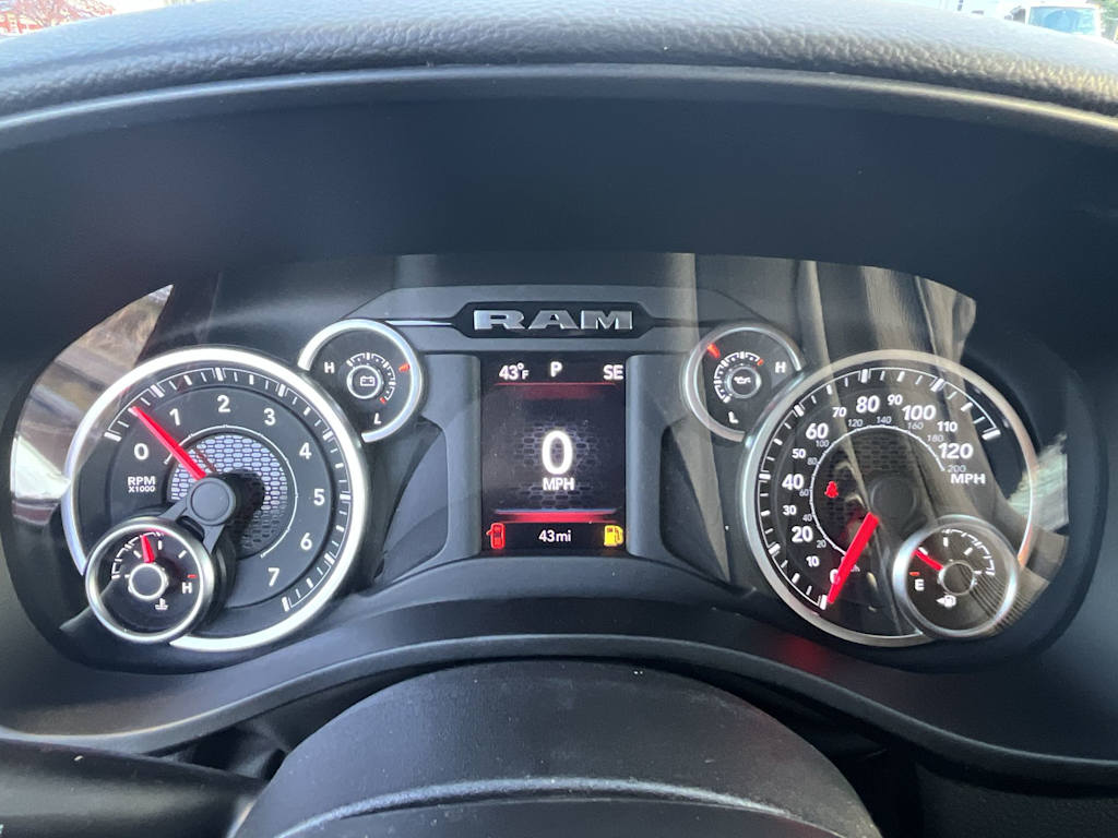 Thumbnail: 2026 RAM 1500 - 17