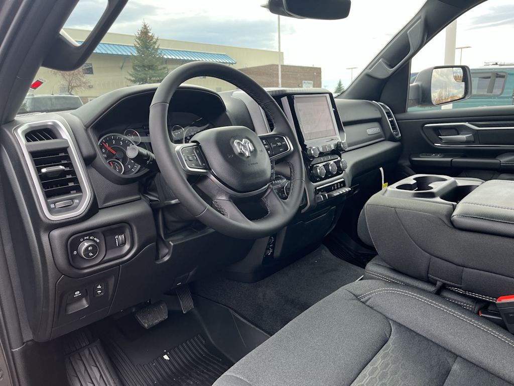 Thumbnail: 2026 RAM 1500 - 2
