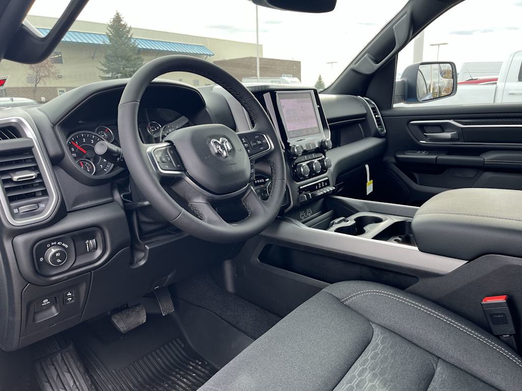 Thumbnail: 2026 RAM 1500 - 2