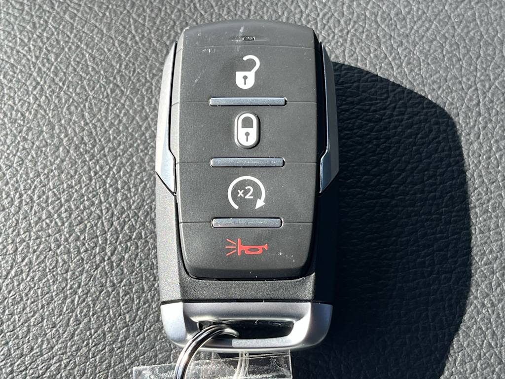 Thumbnail: 2026 RAM 1500 - 18