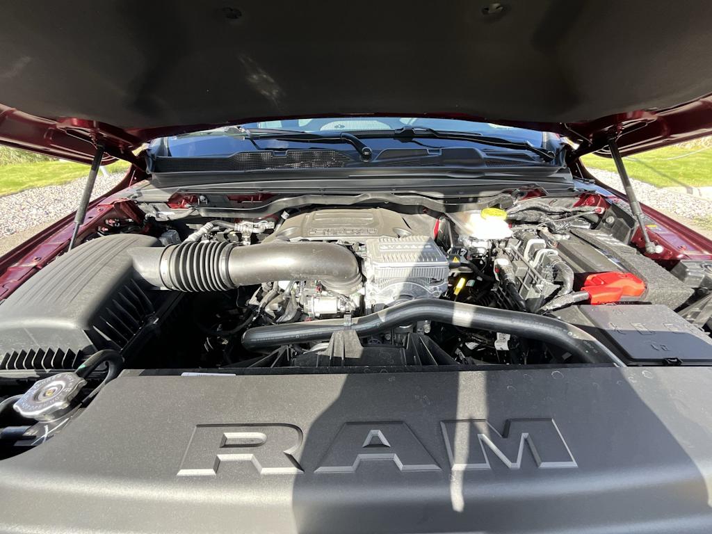 Thumbnail: 2026 RAM 1500 - 9