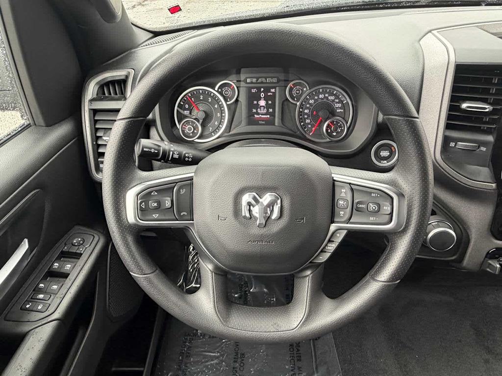 Thumbnail: 2026 RAM 1500 - 10