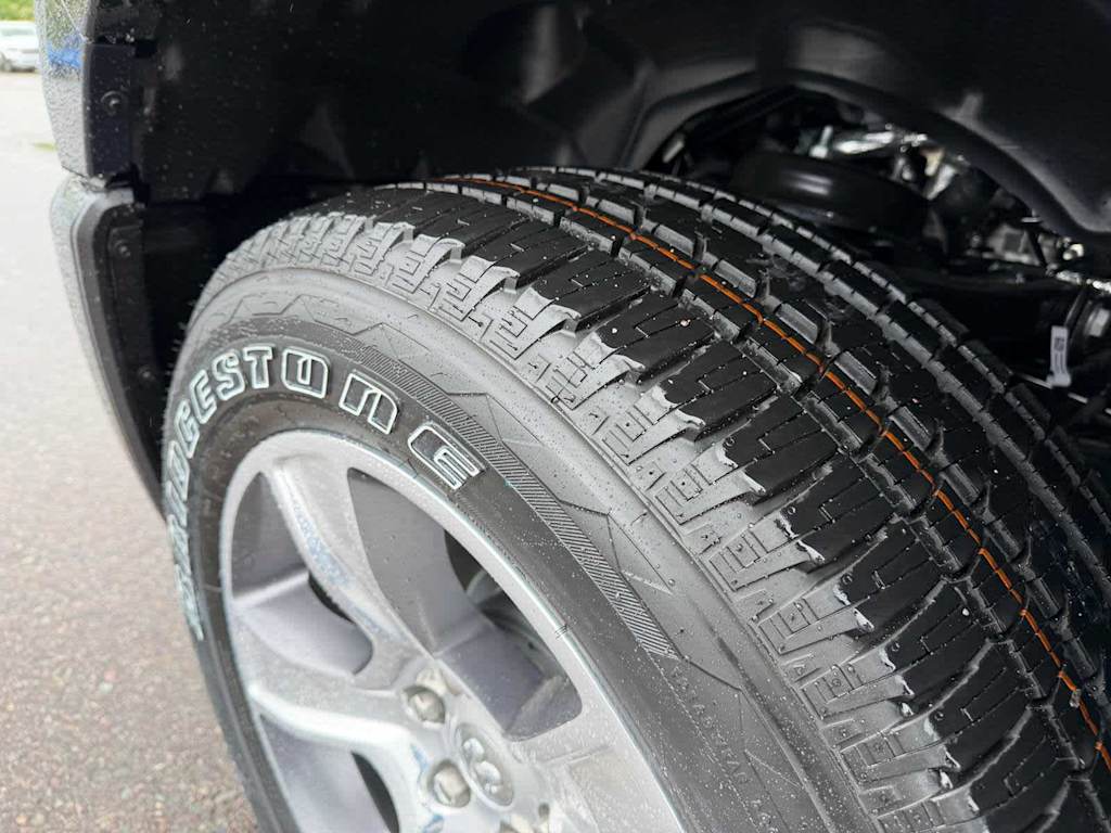 Thumbnail: 2026 RAM 1500 - 28