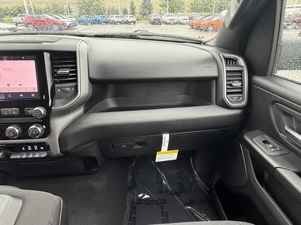 Thumbnail: 2026 RAM 1500 - 29