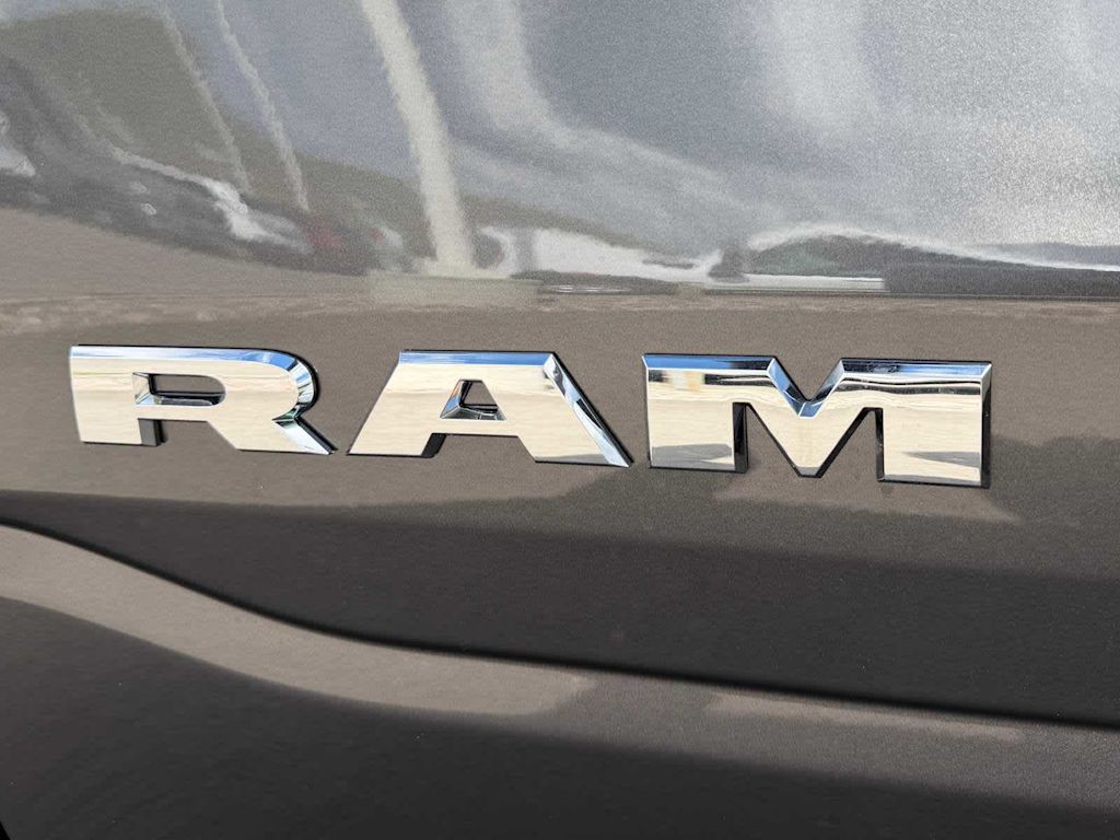 Thumbnail: 2026 RAM 1500 - 6