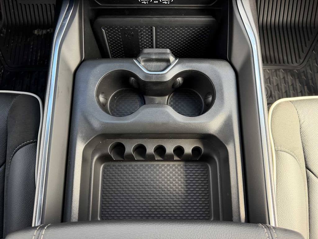 Thumbnail: 2026 RAM 1500 - 14