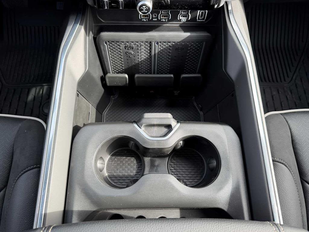 Thumbnail: 2026 RAM 1500 - 35
