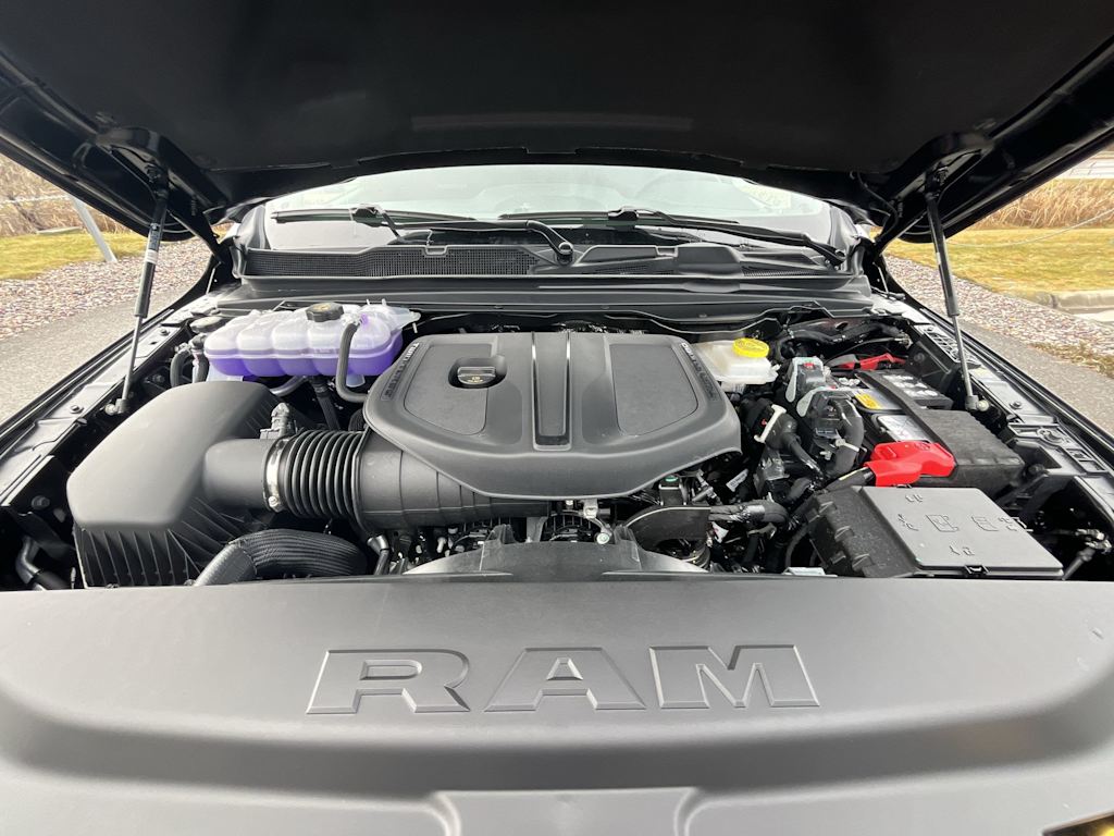 Thumbnail: 2026 RAM 1500 - 8